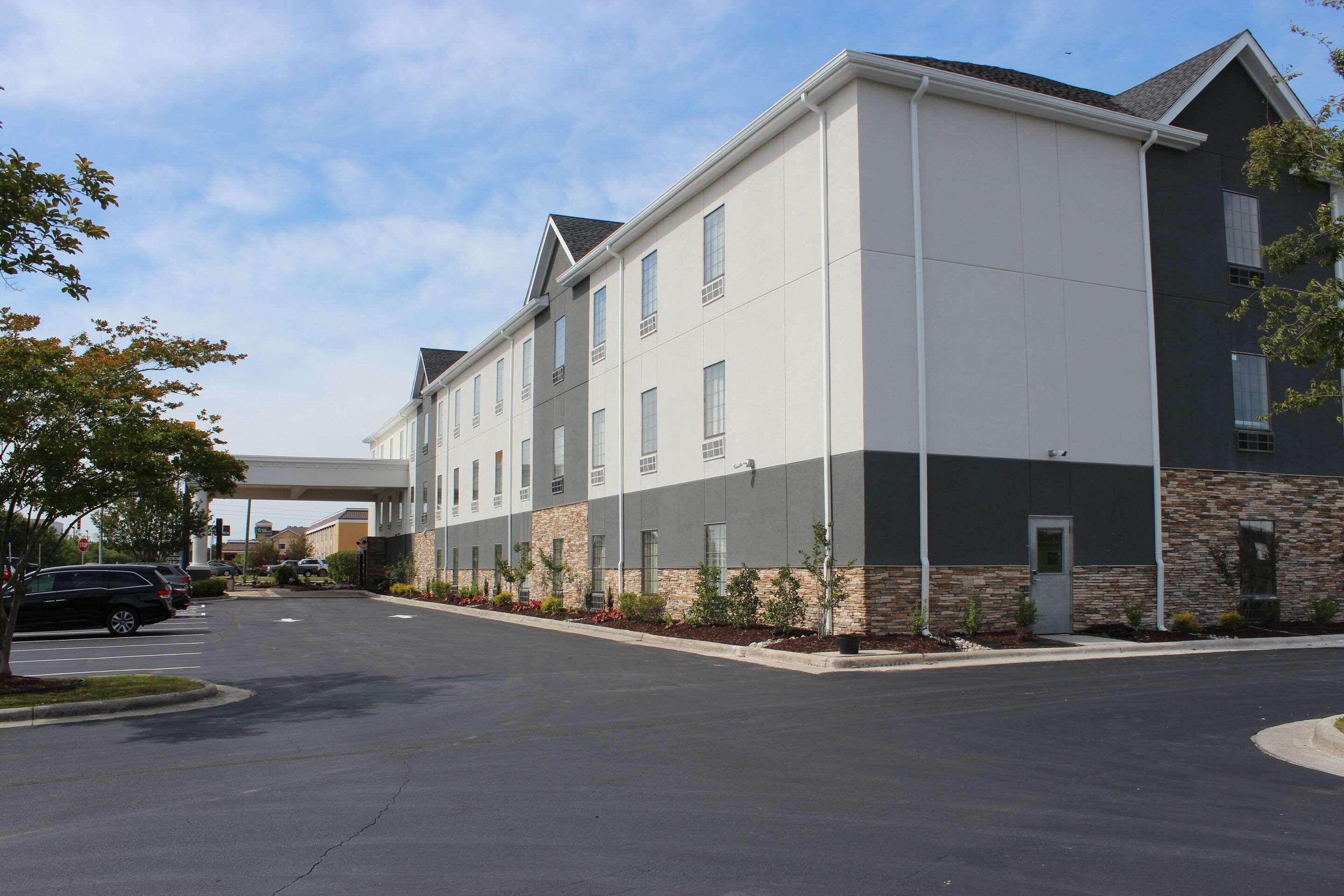 Comfort Suites Near Camp Lejeune Jacksonville Exteriör bild