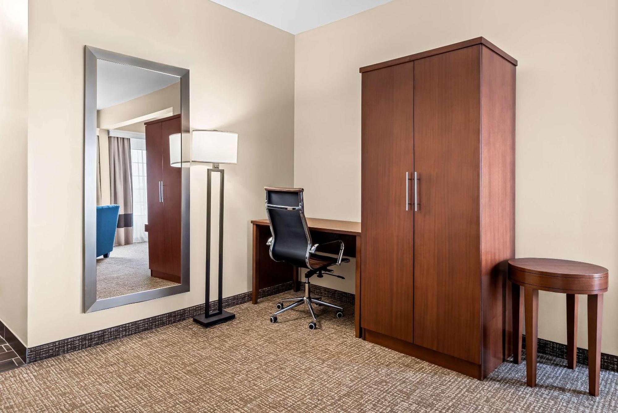 Comfort Suites Near Camp Lejeune Jacksonville Exteriör bild